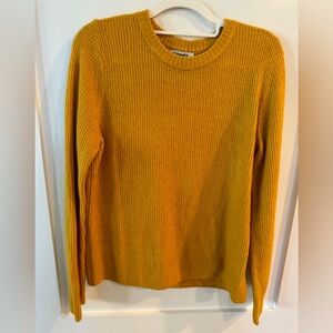 Women’s Old Navy Gold Sweater